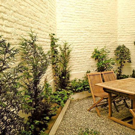 De Mot B&B Etterbeek Bagian luar foto